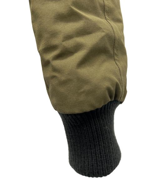 CANADA GOOSE（カナダグース）CANADA GOOSE (カナダグース) ダウンジャケット オリーブ サイズ:Ｓの古着・服飾アイテム