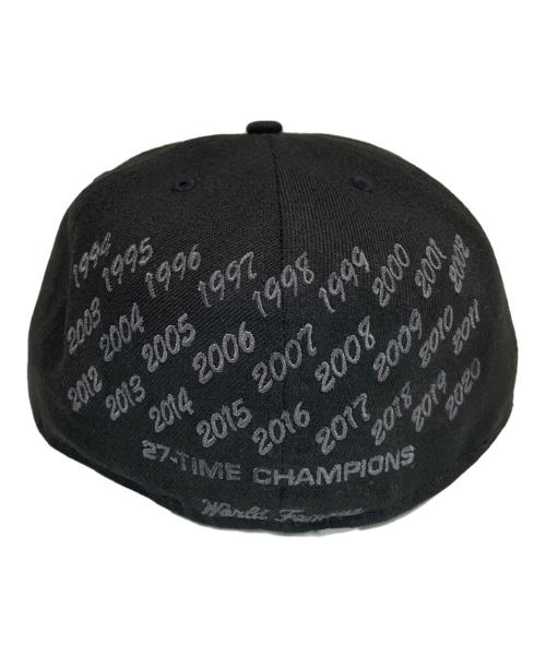 New Era（ニューエラ）New Era (ニューエラ) SUPREME (シュプリーム) キャップ ブラックの古着・服飾アイテム