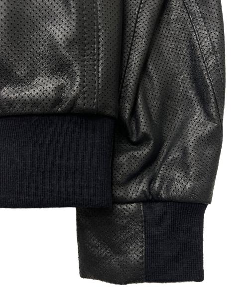 EMMETI（エンメティ）EMMETI (エンメティ) パンチングレザージャケット ブラック サイズ:４４の古着・服飾アイテム