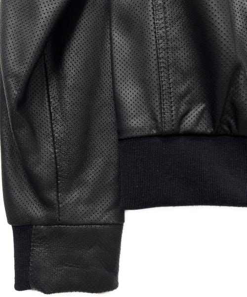 EMMETI（エンメティ）EMMETI (エンメティ) パンチングレザージャケット ブラック サイズ:４４の古着・服飾アイテム