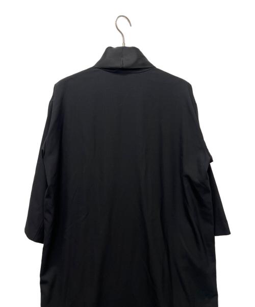 ISSEY MIYAKE（イッセイミヤケ）ISSEY MIYAKE (イッセイミヤケ) コート ブラック サイズ:Ｍの古着・服飾アイテム