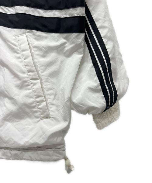 adidas（アディダス）adidas (アディダス) ハーフジップジャケット ホワイト サイズ:Ｌの古着・服飾アイテム