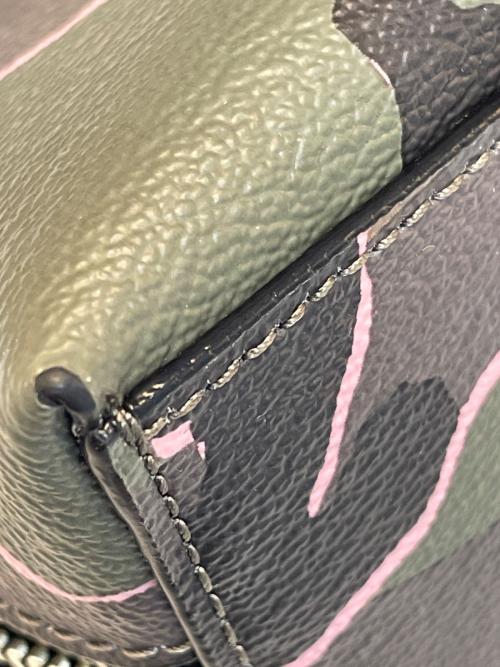 COACH（コーチ）COACH (コーチ) ポーチ オリーブの古着・服飾アイテム