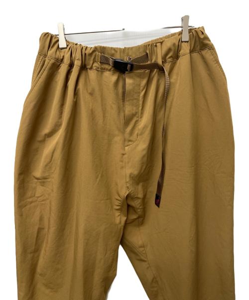 GRAMICCI（グラミチ）GRAMICCI (グラミチ) WHITE MOUNTAINEERING (ホワイトマウンテ二アニング) ナイロンパンツ ベージュ サイズ:４の古着・服飾アイテム