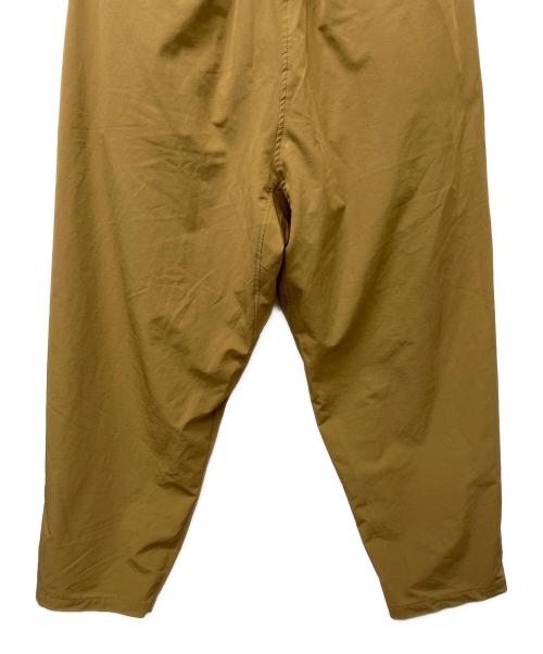 GRAMICCI（グラミチ）GRAMICCI (グラミチ) WHITE MOUNTAINEERING (ホワイトマウンテ二アニング) ナイロンパンツ ベージュ サイズ:４の古着・服飾アイテム