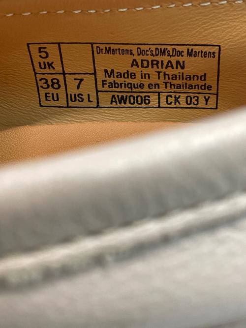 Dr.Martens（ドクターマーチン）Dr.Martens (ドクターマーチン) タッセルシューズ ベージュ サイズ:38の古着・服飾アイテム