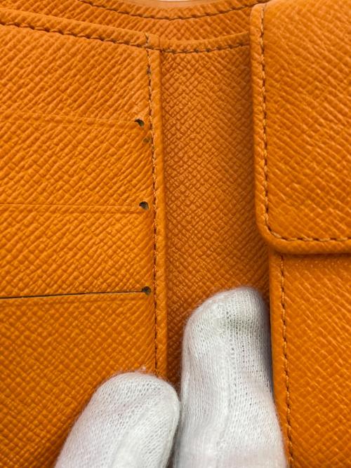 LOUIS VUITTON（ルイ ヴィトン）LOUIS VUITTON (ルイ ヴィトン) 2つ折り財布 オレンジの古着・服飾アイテム