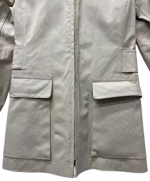 LOUIS VUITTON（ルイ ヴィトン）LOUIS VUITTON (ルイ ヴィトン) トレンチコート ベージュ サイズ:３６の古着・服飾アイテム