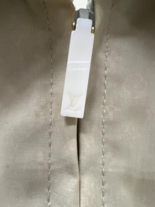 LOUIS VUITTON（ルイ ヴィトン）LOUIS VUITTON (ルイ ヴィトン) トレンチコート ベージュ サイズ:３６の古着・服飾アイテム