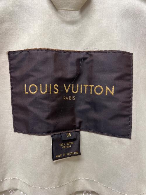 LOUIS VUITTON（ルイ ヴィトン）LOUIS VUITTON (ルイ ヴィトン) トレンチコート ベージュ サイズ:３６の古着・服飾アイテム