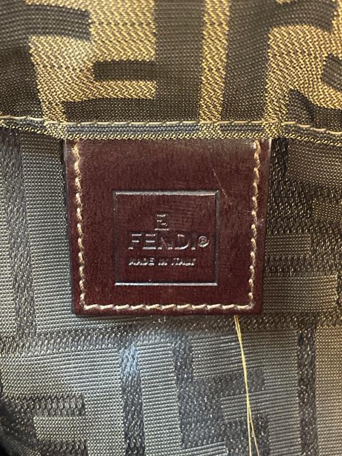 FENDI（フェンディ）FENDI (フェンディ) ハンドバッグ ブラウンの古着・服飾アイテム