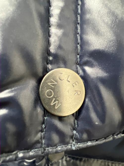 MONCLER（モンクレール）MONCLER (モンクレール) K2ダウンジャケット ネイビー サイズ:３の古着・服飾アイテム