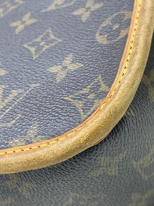 LOUIS VUITTON（ルイ ヴィトン）LOUIS VUITTON (ルイ ヴィトン) ショルダーバッグ ブラウンの古着・服飾アイテム