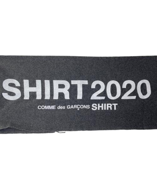COMME des GARCONS SHIRT（コムデギャルソンシャツ）COMME des GARCONS SHIRT (コムデギャルソンシャツ) Wool Cloth On Logo Printマフラー グレーの古着・服飾アイテム