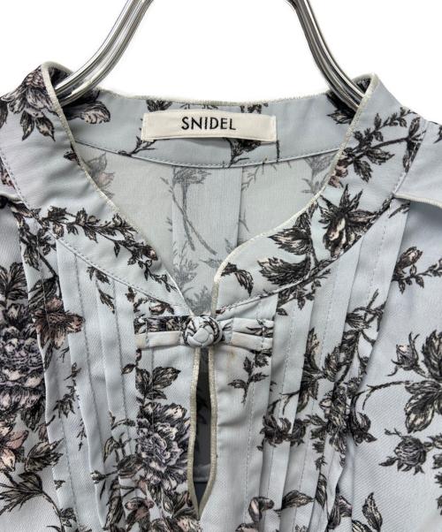 Snidel（スナイデル）Snidel (スナイデル) ウエストシャーリングプリーツワンピ スカイブルーの古着・服飾アイテム