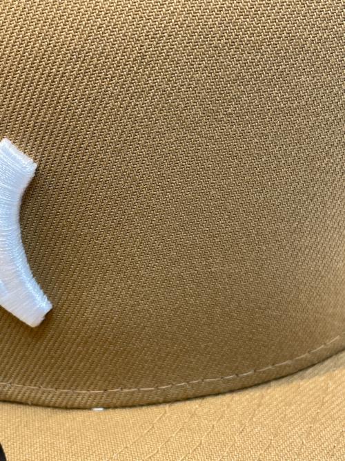 New Era（ニューエラ）New Era (ニューエラ) キャップ カーキ サイズ:8の古着・服飾アイテム