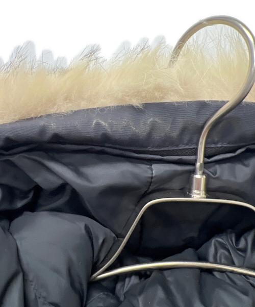 CANADA GOOSE（カナダグース）CANADA GOOSE (カナダグース) ダウンジャケット ブラック サイズ:Ｓの古着・服飾アイテム