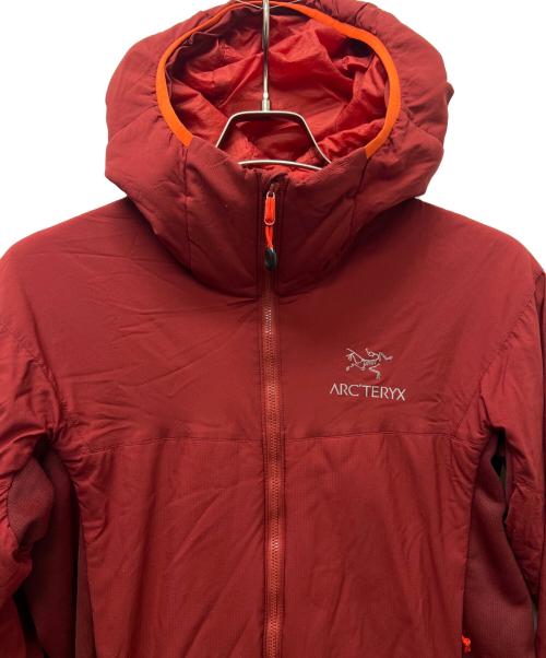 ARC'TERYX（アークテリクス）ARC'TERYX (アークテリクス) ATOM AR HOODY レッド サイズ:Ｓの古着・服飾アイテム