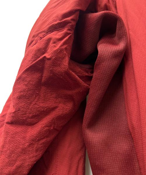 ARC'TERYX（アークテリクス）ARC'TERYX (アークテリクス) ATOM AR HOODY レッド サイズ:Ｓの古着・服飾アイテム