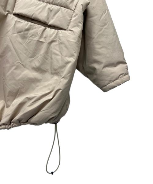 Thehighlights（ザハイライツ）Thehighlights (ザハイライツ) オーバーサイズパファープルオーバーパーカー ベージュ サイズ:1の古着・服飾アイテム