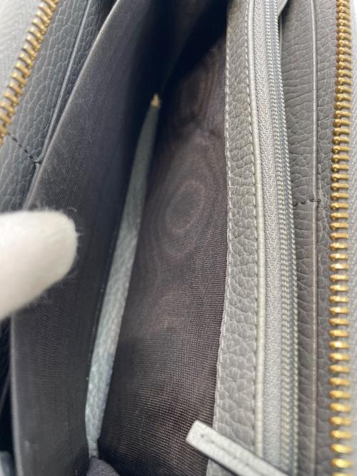 GUCCI（グッチ）GUCCI (グッチ) ラウンドファスナー財布 グレーの古着・服飾アイテム