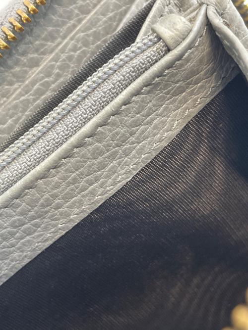 GUCCI（グッチ）GUCCI (グッチ) ラウンドファスナー財布 グレーの古着・服飾アイテム