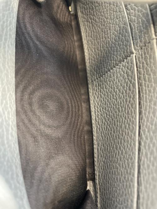 GUCCI（グッチ）GUCCI (グッチ) ラウンドファスナー財布 グレーの古着・服飾アイテム