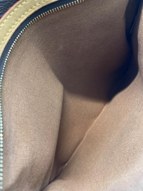 LOUIS VUITTON（ルイ ヴィトン）LOUIS VUITTON (ルイ ヴィトン) ショルダーバッグ ブラウンの古着・服飾アイテム