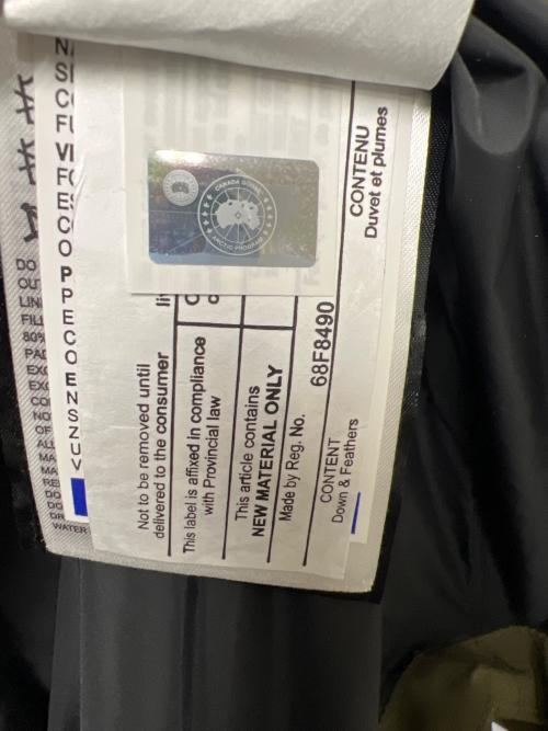 CANADA GOOSE（カナダグース）CANADA GOOSE (カナダグース) Wyndham PARKA オリーブ サイズ:Ｍの古着・服飾アイテム