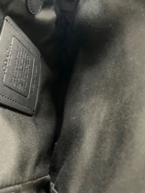 COACH（コーチ）COACH (コーチ) ボディーバッグ ブラウン×ブラックの古着・服飾アイテム