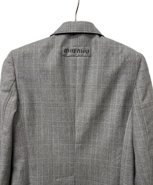 MIU MIU（ミュウミュウ）MIU MIU (ミュウミュウ) テーラードジャケット グレー サイズ:３８の古着・服飾アイテム