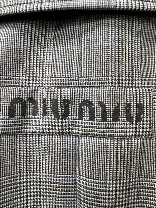 MIU MIU（ミュウミュウ）MIU MIU (ミュウミュウ) テーラードジャケット グレー サイズ:３８の古着・服飾アイテム