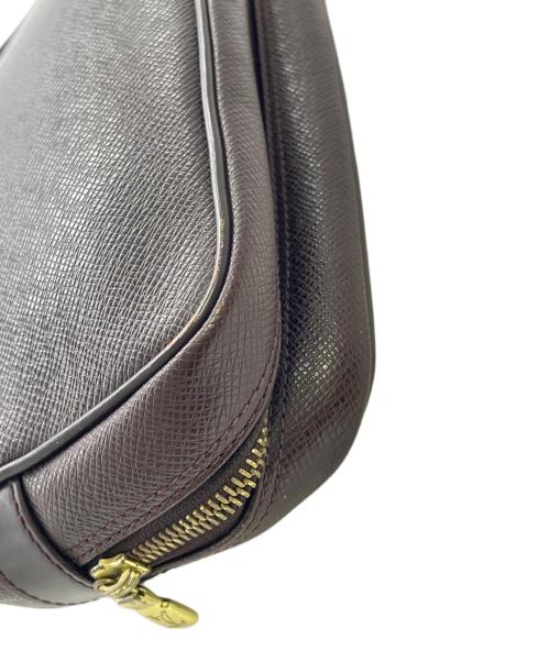 LOUIS VUITTON（ルイ ヴィトン）LOUIS VUITTON (ルイ ヴィトン) クラッチバッグ ブラウンの古着・服飾アイテム