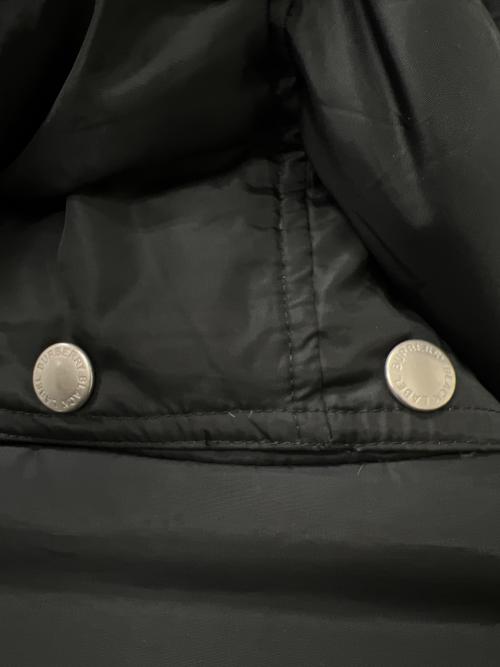 BURBERRY BLACK LABEL（バーバリーブラックレーベル）BURBERRY BLACK LABEL (バーバリーブラックレーベル) フーデッドダウンジャケット ブラック サイズ:Ｍの古着・服飾アイテム