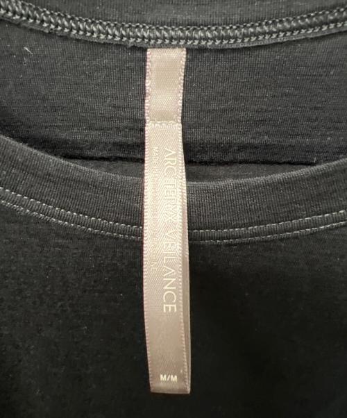 ARC'TERYX VEILANCE（アークテリクスヴェイランス）ARC'TERYX VEILANCE (アークテリクスヴェイランス) 半袖Tシャツ ブラック サイズ:Mの古着・服飾アイテム