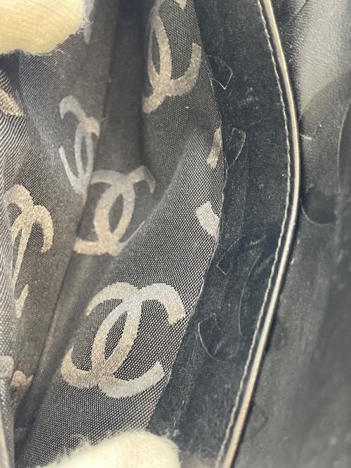 CHANEL（シャネル）CHANEL (シャネル) 長財布 ブラックの古着・服飾アイテム