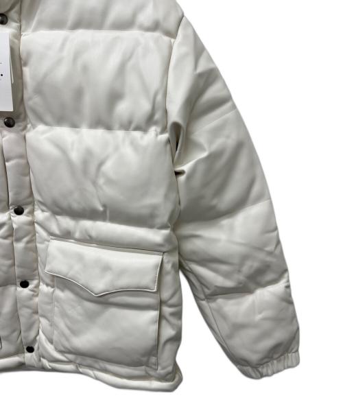 TAKEO KIKUCHI（タケオキクチ）TAKEO KIKUCHI (タケオキクチ) フェイクレザー中綿ジャケット ホワイト サイズ:Ｍの古着・服飾アイテム