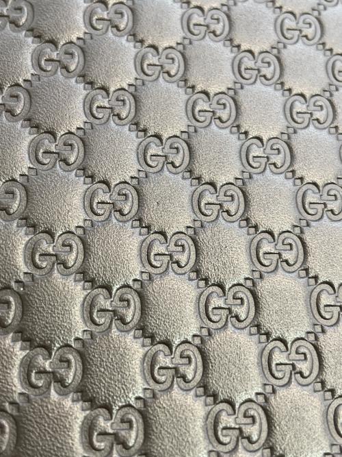 GUCCI（グッチ）GUCCI (グッチ) クラッチバッグ ブラウンの古着・服飾アイテム