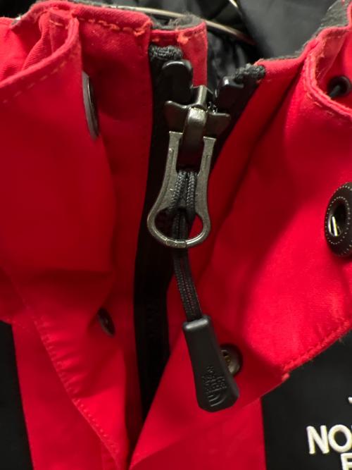 THE NORTH FACE（ザ ノース フェイス）THE NORTH FACE (ザ ノース フェイス) SUPREME (シュプリーム) ARC LOGO GORE-TEX MOUNTAIN PARKA レッド サイズ:Ｌの古着・服飾アイテム