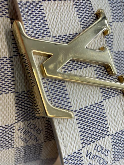 LOUIS VUITTON（ルイ ヴィトン）LOUIS VUITTON (ルイ ヴィトン) サンチュール LVイニシャルベルト サイズ:90/36の古着・服飾アイテム