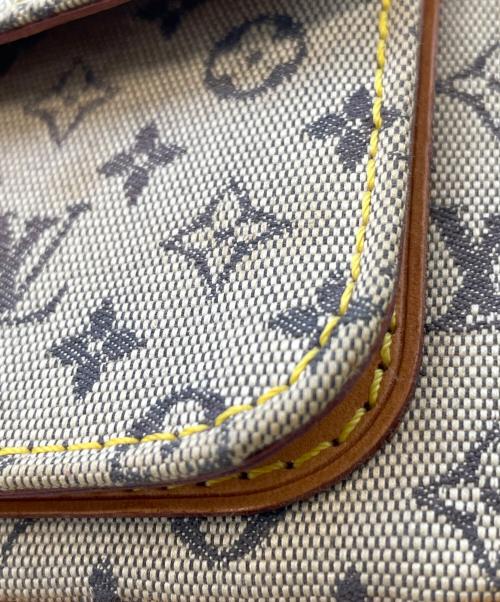 LOUIS VUITTON（ルイ ヴィトン）LOUIS VUITTON (ルイ ヴィトン) ショルダーバッグ グレーの古着・服飾アイテム