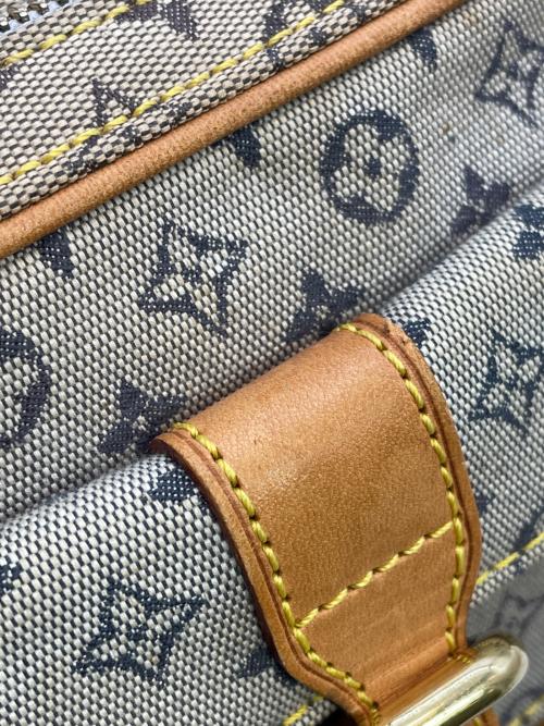 LOUIS VUITTON（ルイ ヴィトン）LOUIS VUITTON (ルイ ヴィトン) ショルダーバッグ グレーの古着・服飾アイテム