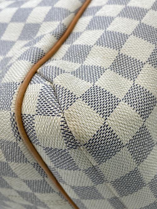 LOUIS VUITTON（ルイ ヴィトン）LOUIS VUITTON (ルイ ヴィトン) トートバッグ ホワイト サイズ:MMの古着・服飾アイテム