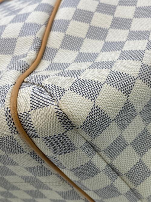 LOUIS VUITTON（ルイ ヴィトン）LOUIS VUITTON (ルイ ヴィトン) トートバッグ ホワイト サイズ:MMの古着・服飾アイテム