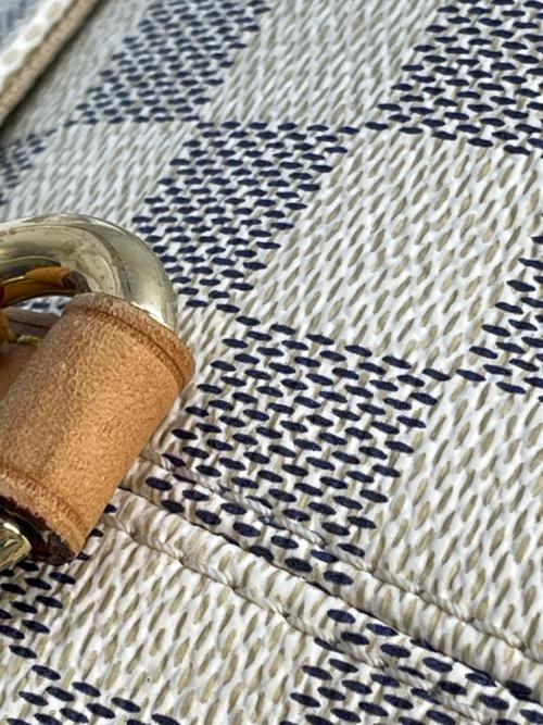 LOUIS VUITTON（ルイ ヴィトン）LOUIS VUITTON (ルイ ヴィトン) トートバッグ ホワイト サイズ:MMの古着・服飾アイテム