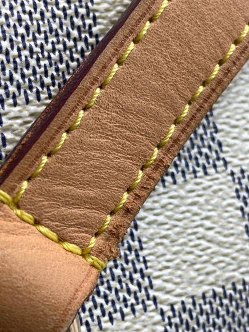 LOUIS VUITTON（ルイ ヴィトン）LOUIS VUITTON (ルイ ヴィトン) トートバッグ ホワイト サイズ:MMの古着・服飾アイテム