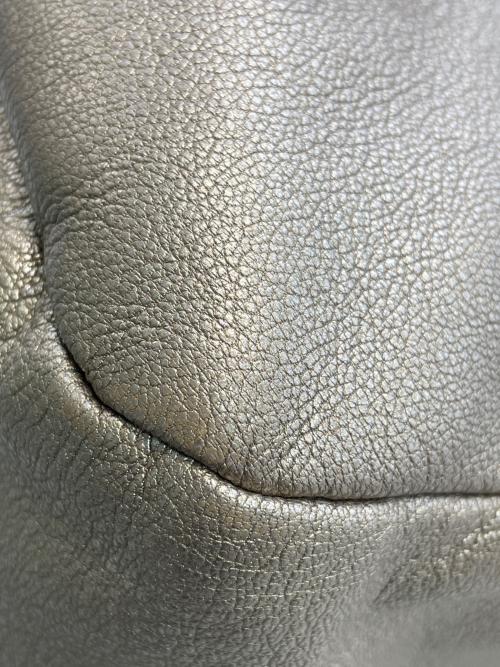 Salvatore Ferragamo（サルヴァトーレ フェラガモ）Salvatore Ferragamo (サルヴァトーレ フェラガモ) 2WAYバッグ 金具キズ・シャンパンゴールドの古着・服飾アイテム