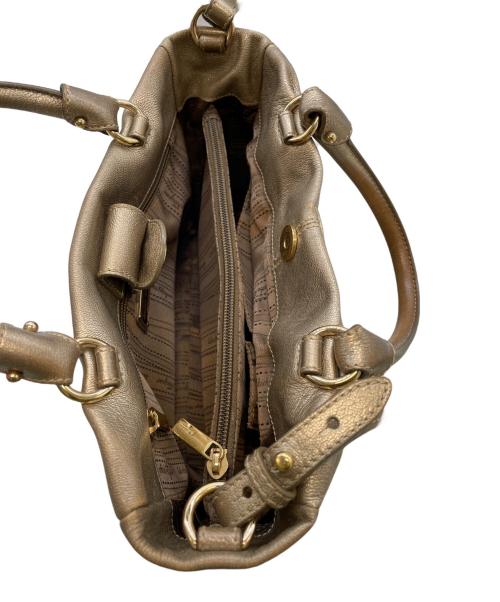 Salvatore Ferragamo（サルヴァトーレ フェラガモ）Salvatore Ferragamo (サルヴァトーレ フェラガモ) 2WAYバッグ 金具キズ・シャンパンゴールドの古着・服飾アイテム