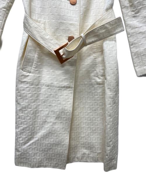 FENDI（フェンディ）FENDI (フェンディ) トレンチコート ホワイト サイズ:42の古着・服飾アイテム