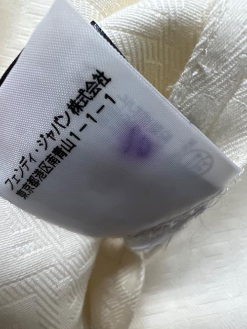 FENDI（フェンディ）FENDI (フェンディ) トレンチコート ホワイト サイズ:42の古着・服飾アイテム